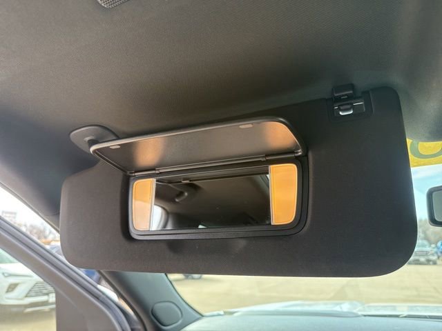 Used 2022 GMC Yukon XL Denali image 33