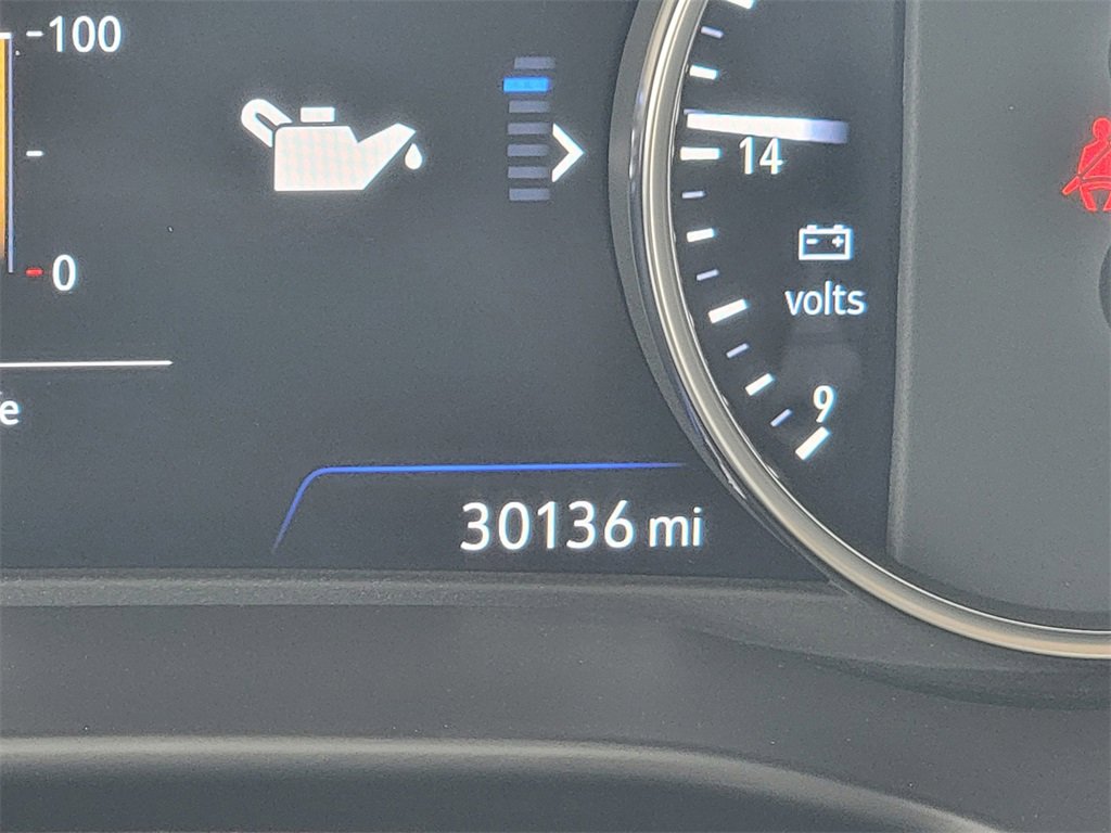 Used 2023 Buick Enclave Avenir w/ Avenir Technology Package image 41