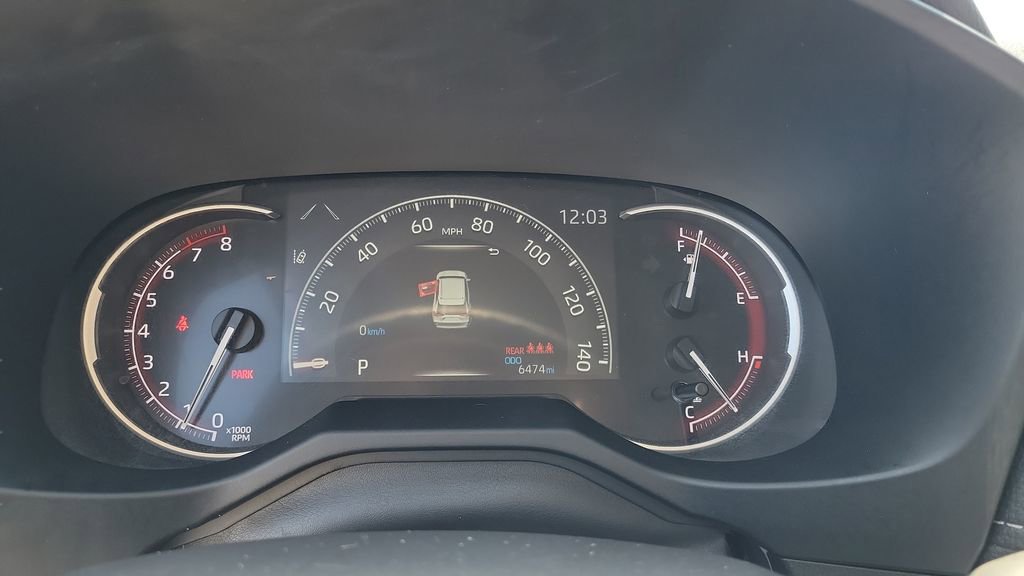 Certified 2025 Toyota RAV4 LE FWD image 27