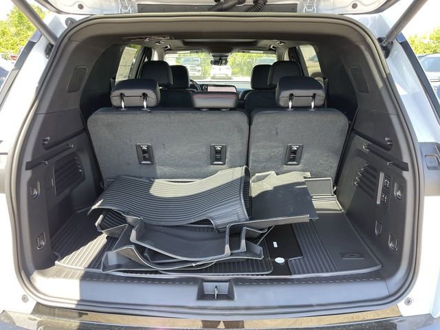 New 2026 Chevrolet Traverse RS w/ LPO, Floor Liner Package AWD/4WD image 25