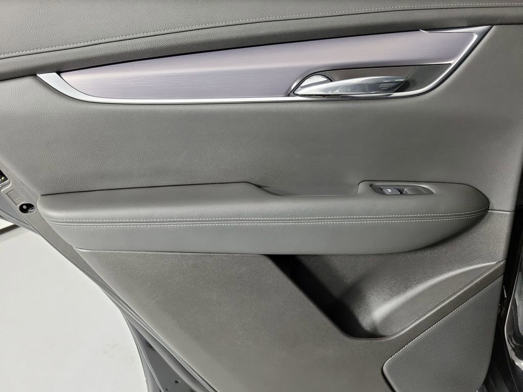Used 2023 Cadillac XT6 Luxury FWD image 14