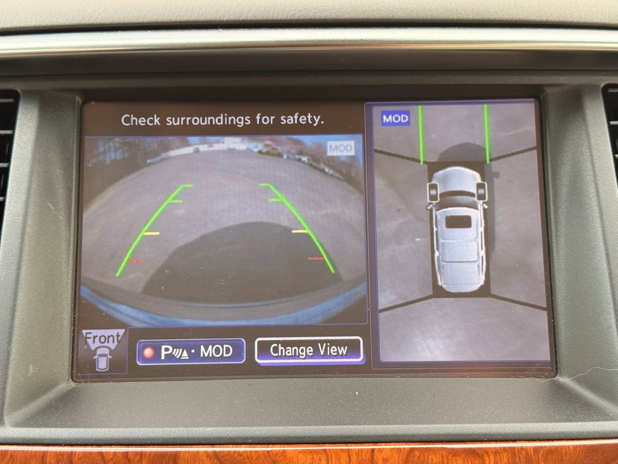 Used 2017 INFINITI QX80 4WD w/ Deluxe Technology Package image 28