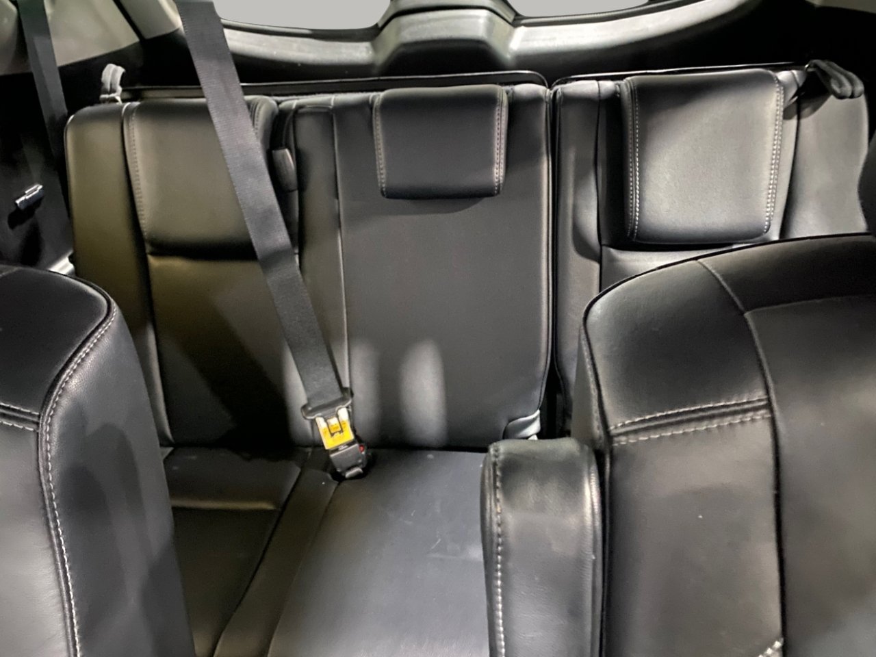 Used 2017 Toyota Highlander SE image 12