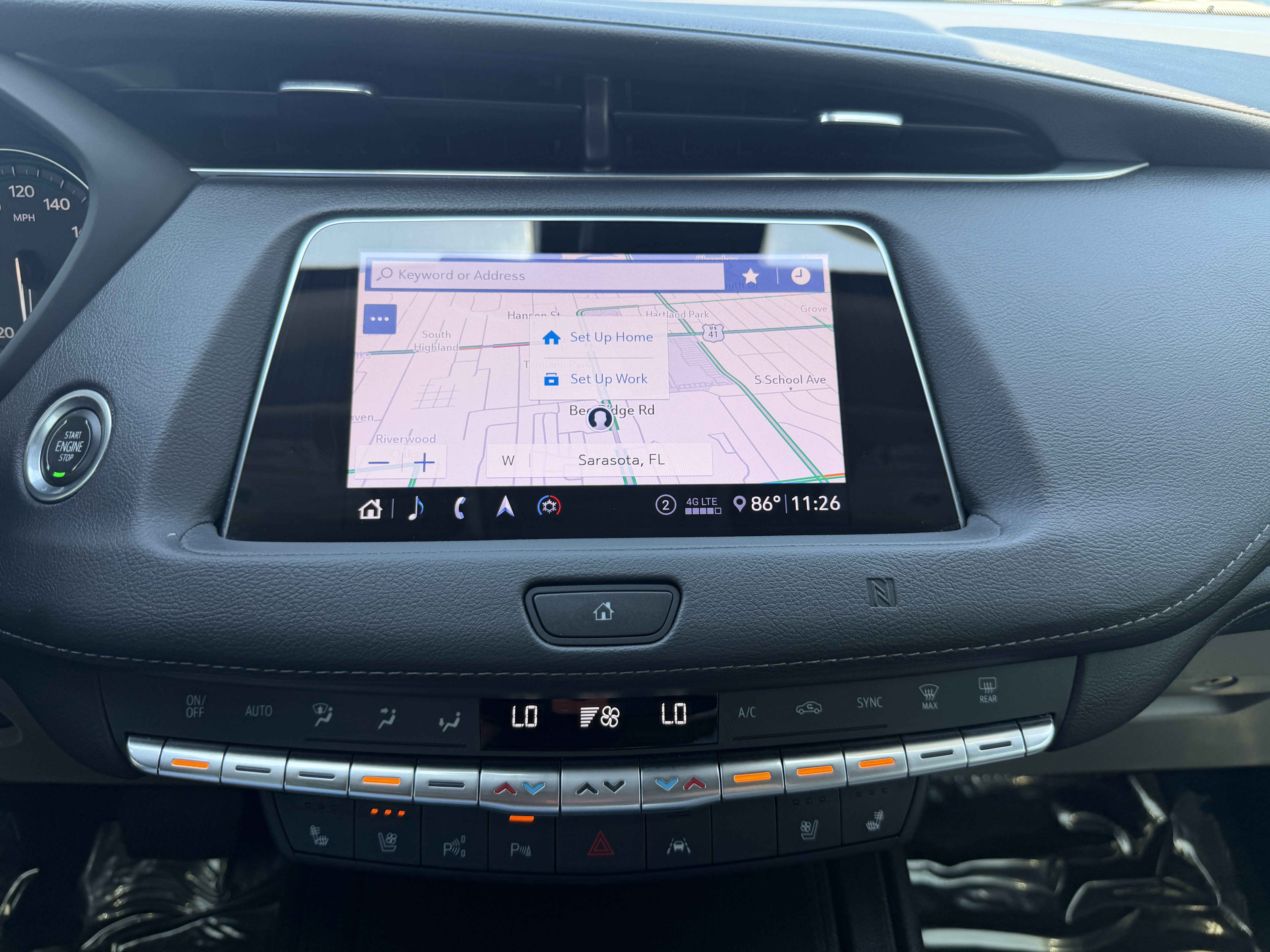 Used 2020 Cadillac XT4 Premium Luxury FWD image 33