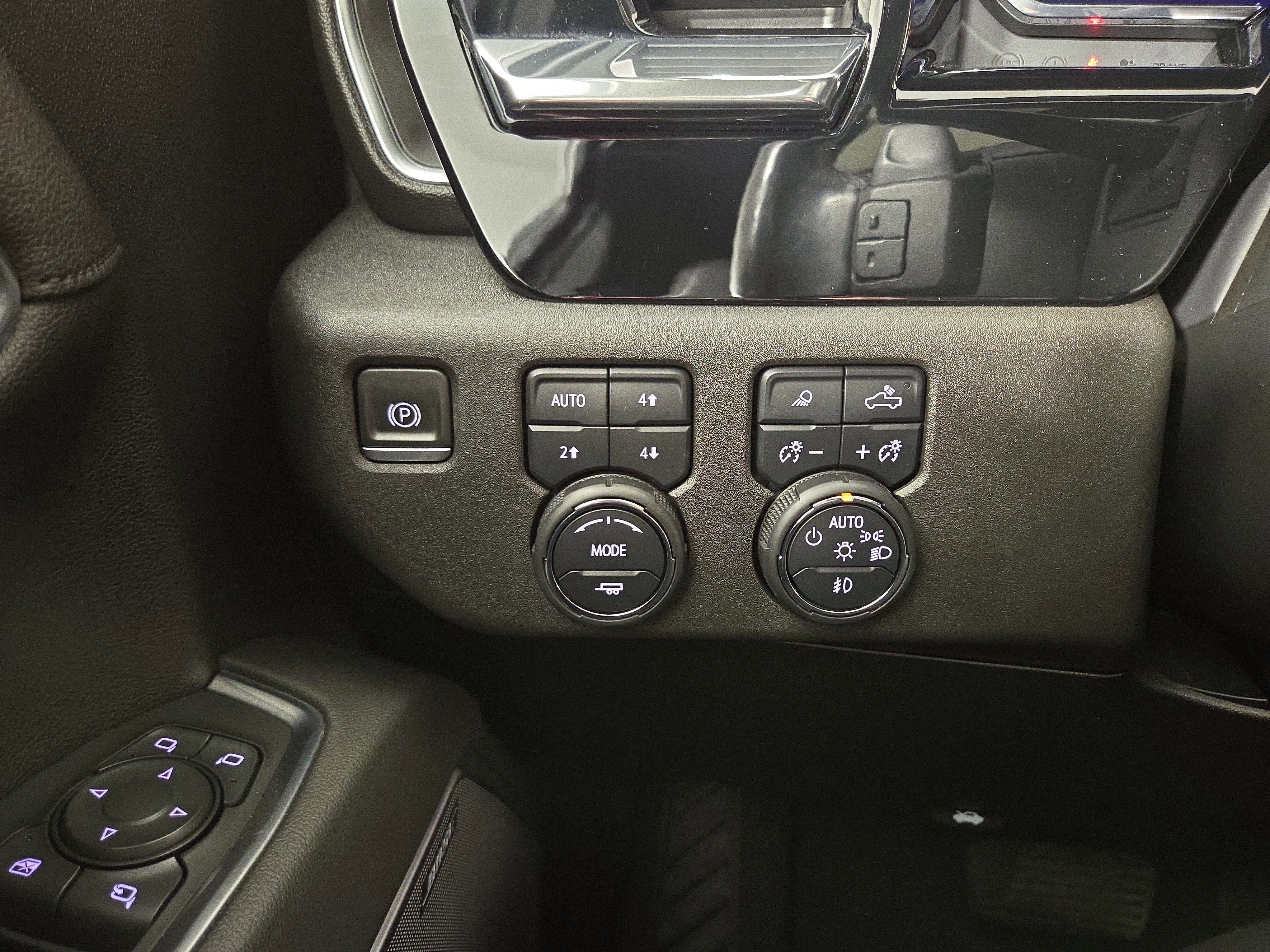 Certified 2023 Chevrolet Silverado 1500 High Country w/ High Country Premium Package image 31