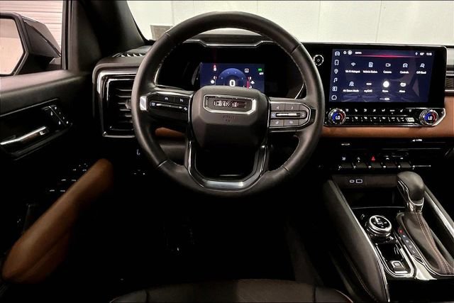 Used 2023 GMC Canyon AT4 w/ AT4 Premium Package image 6