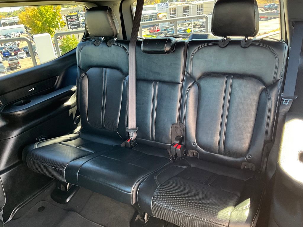 Used 2024 Jeep Wagoneer Series II image 16