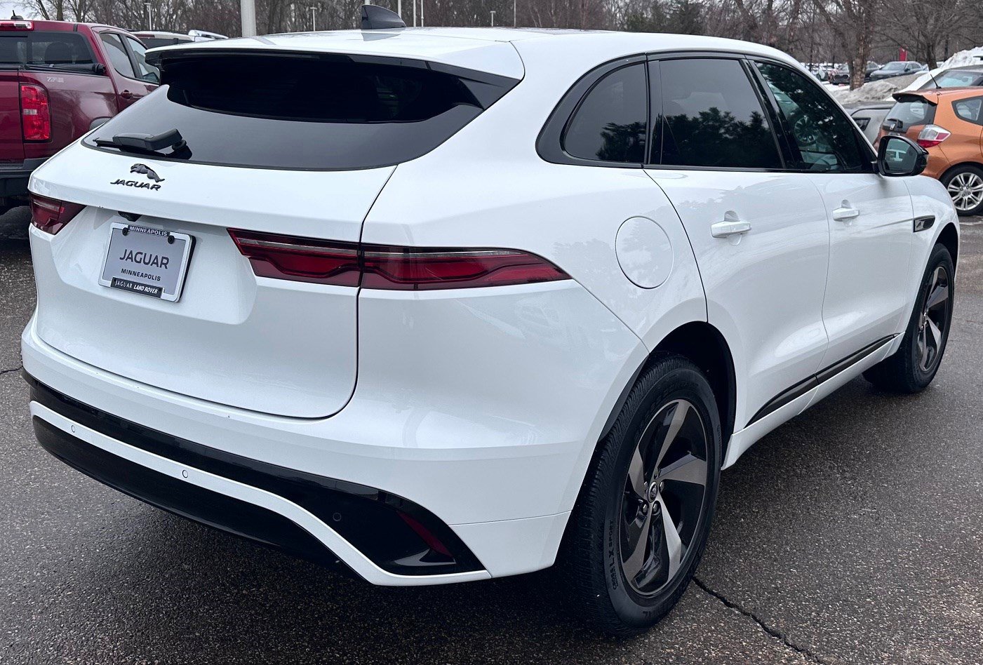 Used 2025 Jaguar F-PACE R-Dynamic S image 5