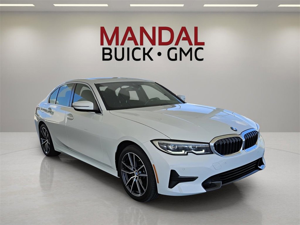 Used 2020 BMW 330i Sedan w/ Premium Package image 4