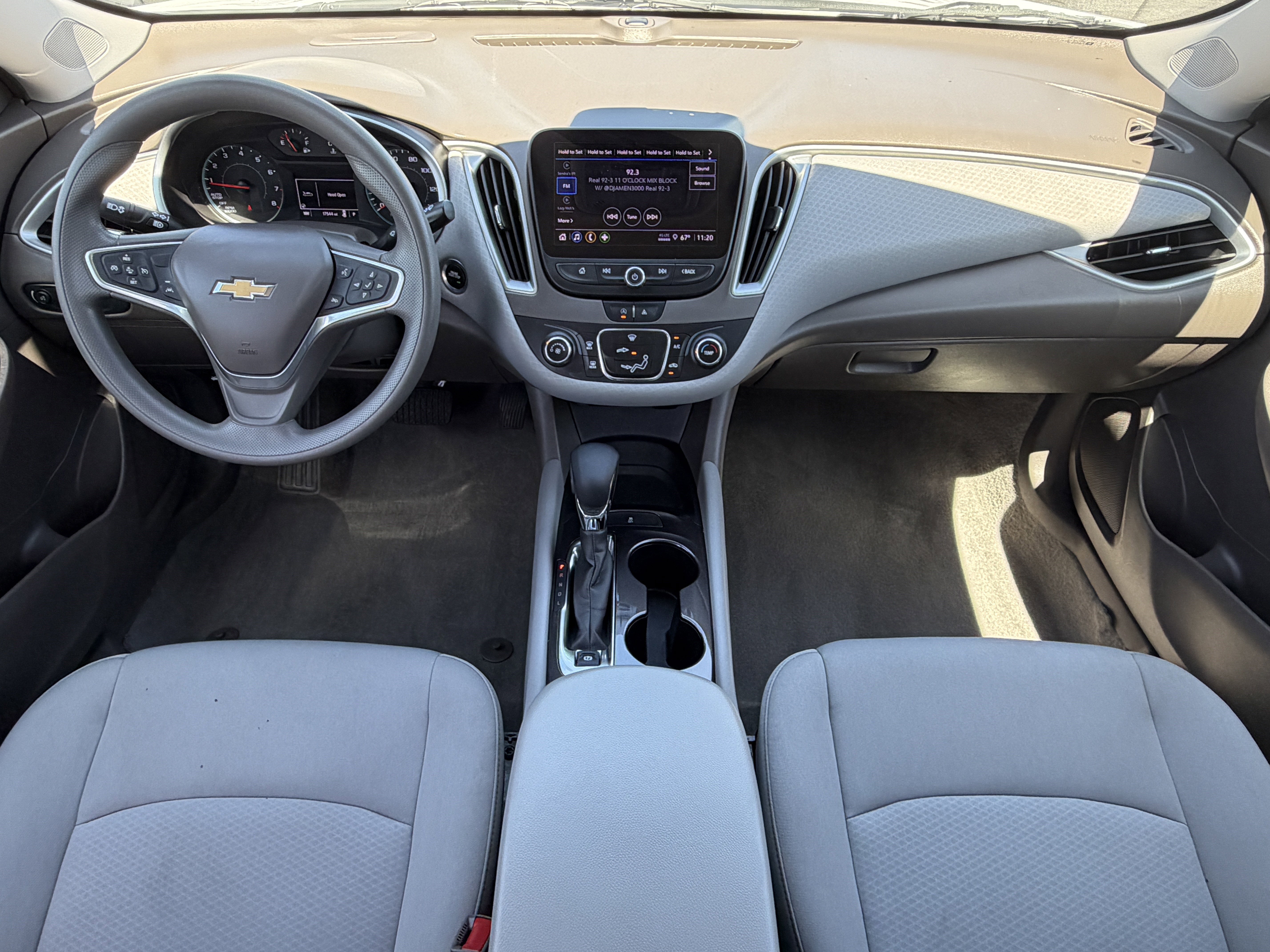 Used 2023 Chevrolet Malibu LS image 25