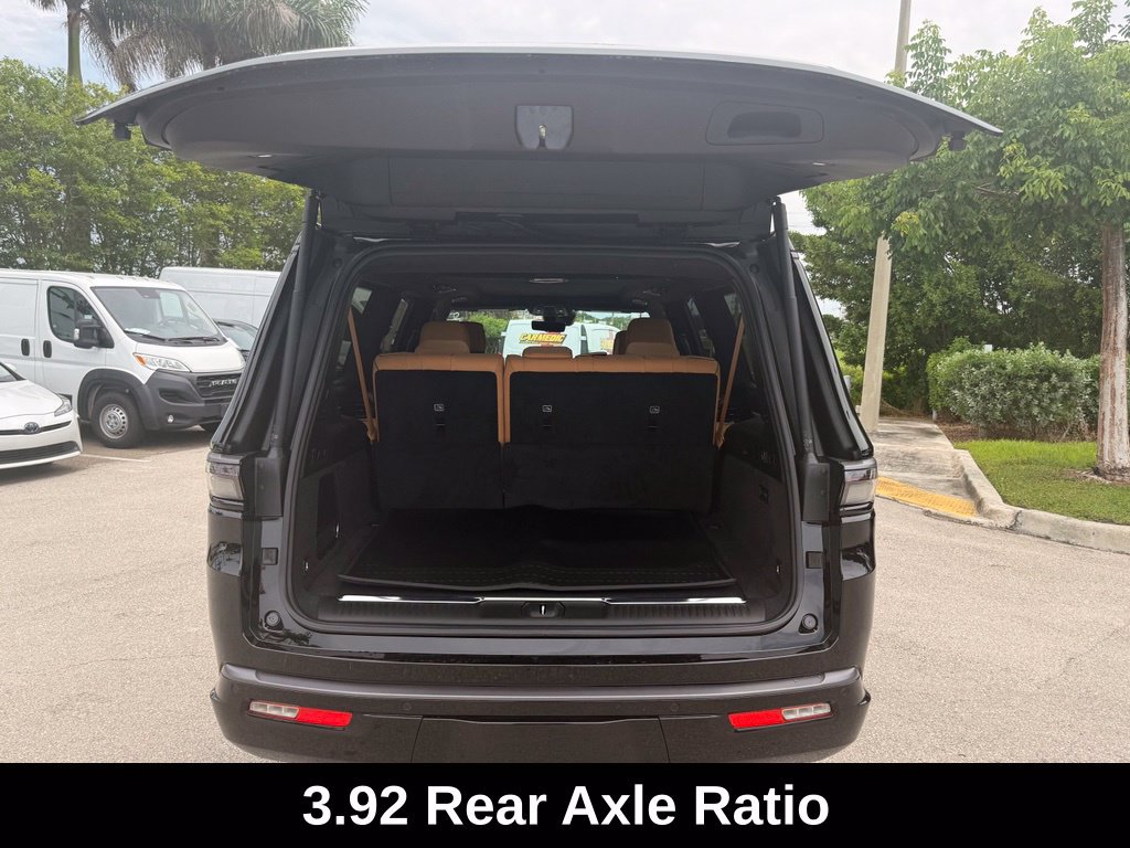New 2026 Jeep Grand Wagoneer L Summit AWD/4WD image 36