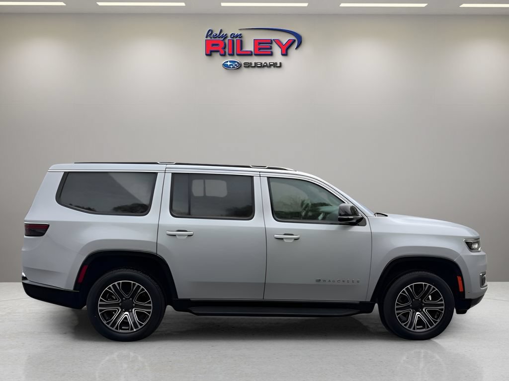 Used 2024 Jeep Wagoneer Series II AWD/4WD image 4