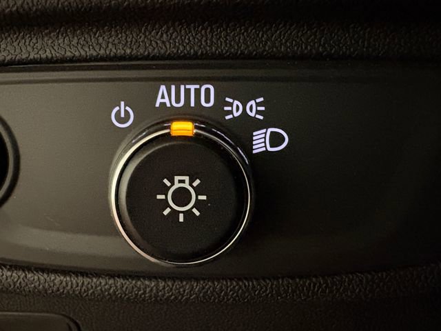 Used 2022 GMC Terrain SLE w/ Driver Convenience Package image 14