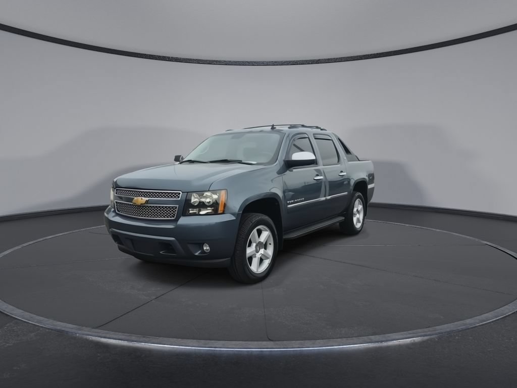 Used 2012 Chevrolet Avalanche LTZ AWD/4WD image 4
