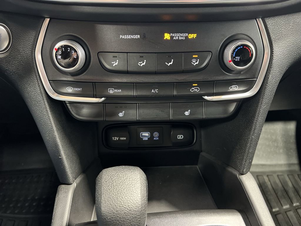 Used 2020 Hyundai Santa Fe SEL image 11