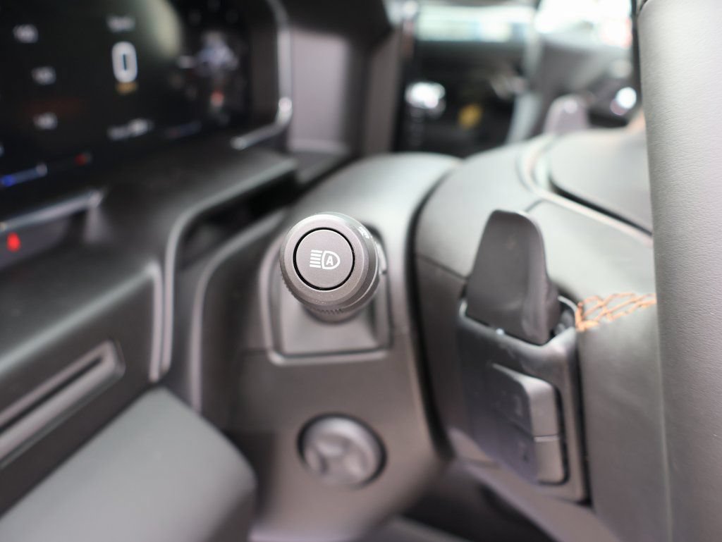 New 2026 GMC Sierra 1500 AT4 w/ AT4 Premium Package AWD/4WD image 14