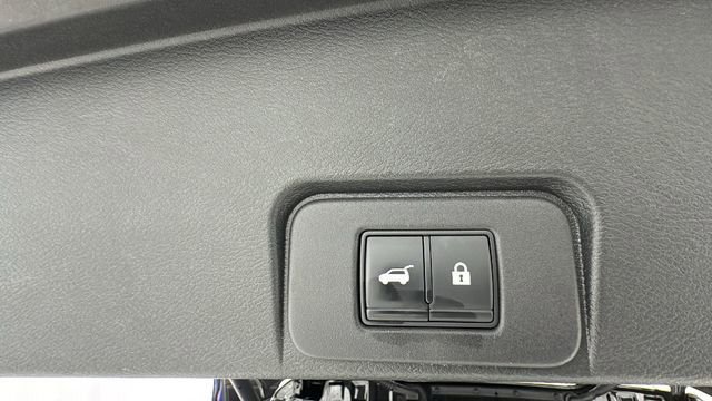 Certified 2021 Nissan Rogue Platinum image 16