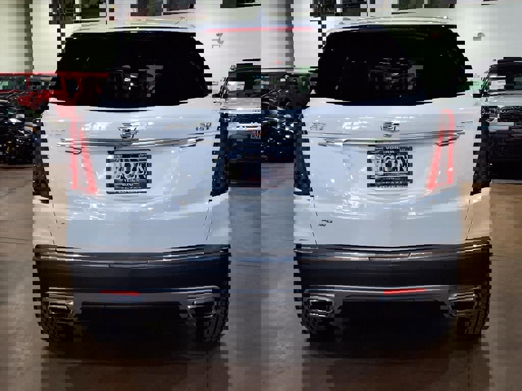 Used 2023 Cadillac XT5 Premium Luxury image 5