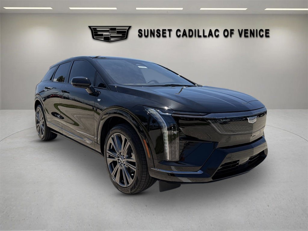 New 2026 Cadillac Optiq Sport 2 w/ LPO, Floor Liner Package