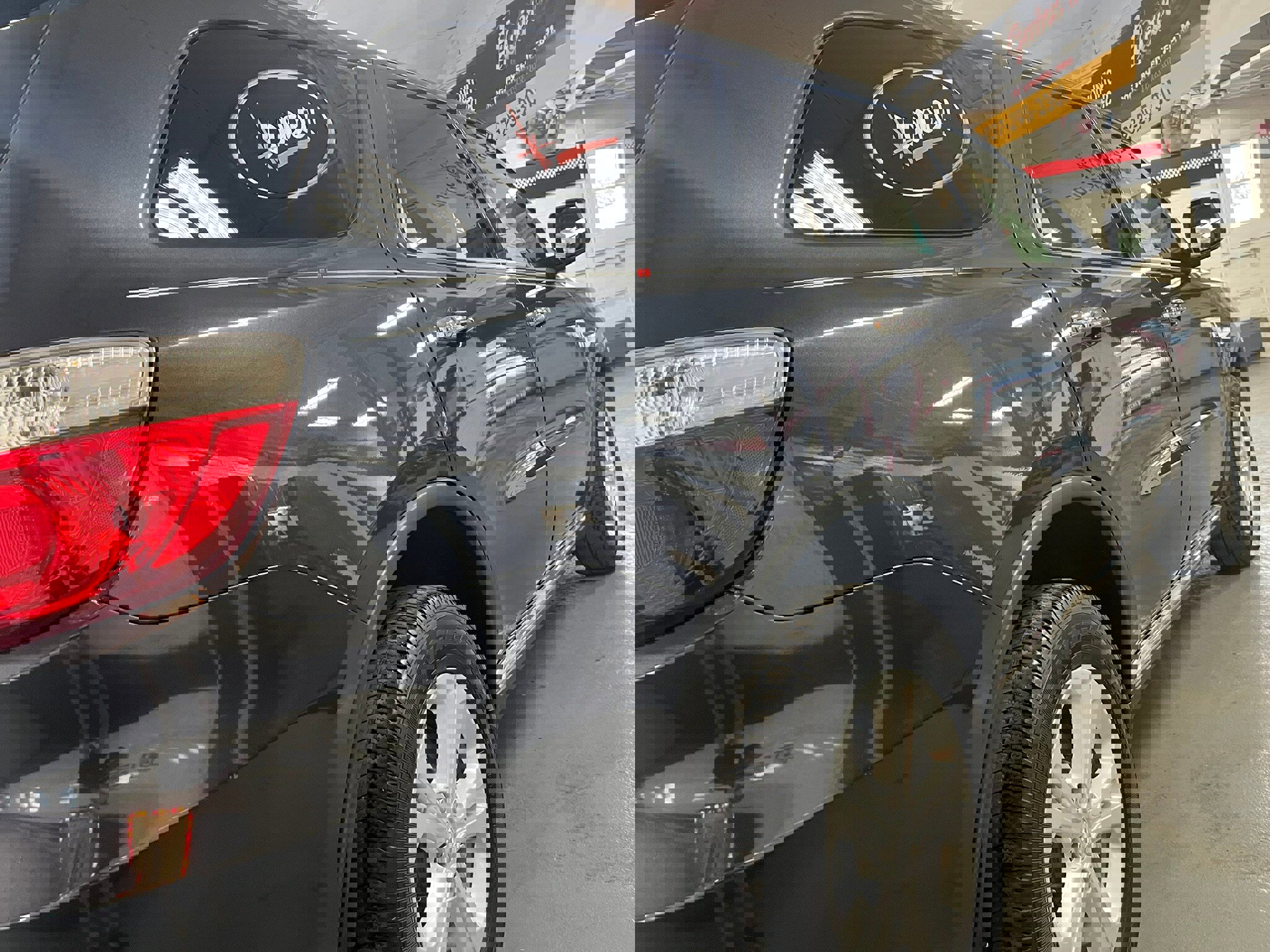 Used 2013 Dodge Durango Crew image 9