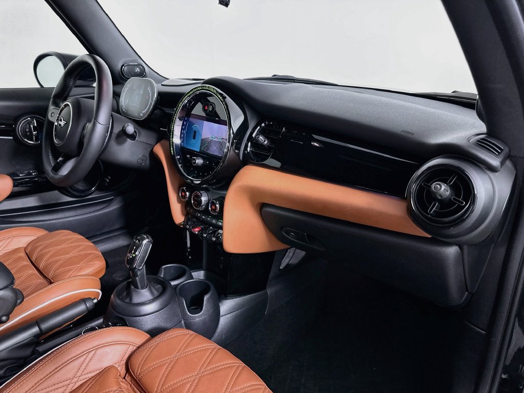 Used 2024 MINI Cooper S FWD image 28