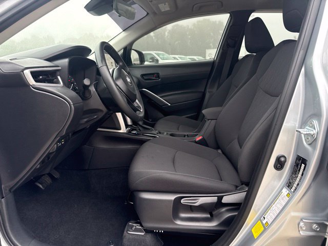 Used 2025 Toyota Corolla Cross LE FWD image 23