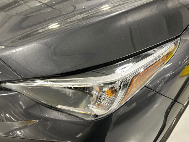 Used 2025 Subaru Crosstrek 2.0i Premium AWD/4WD image 7