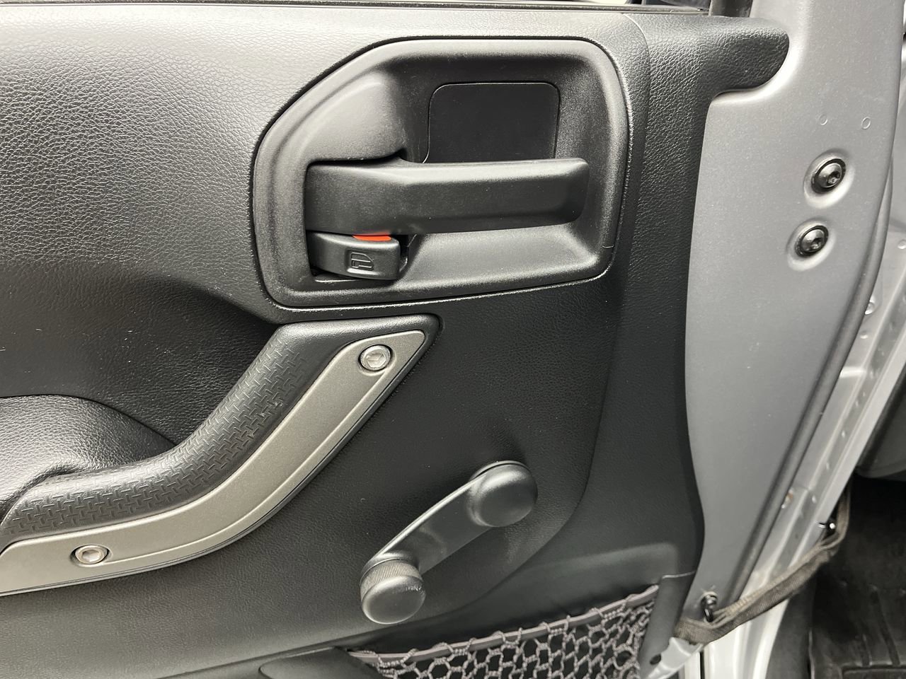 Used 2016 Jeep Wrangler Unlimited Sport AWD/4WD image 7