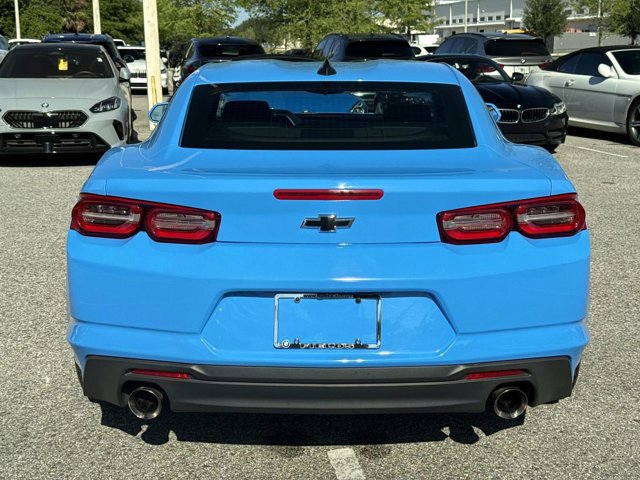 Used 2022 Chevrolet Camaro LT w/ Technology Package RWD image 4