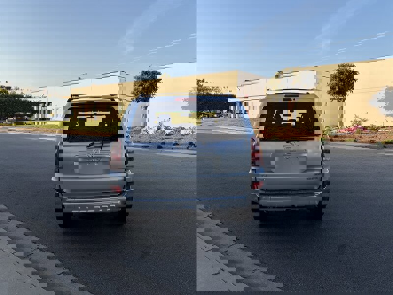 Used 2004 Toyota 4Runner SR5 image 5