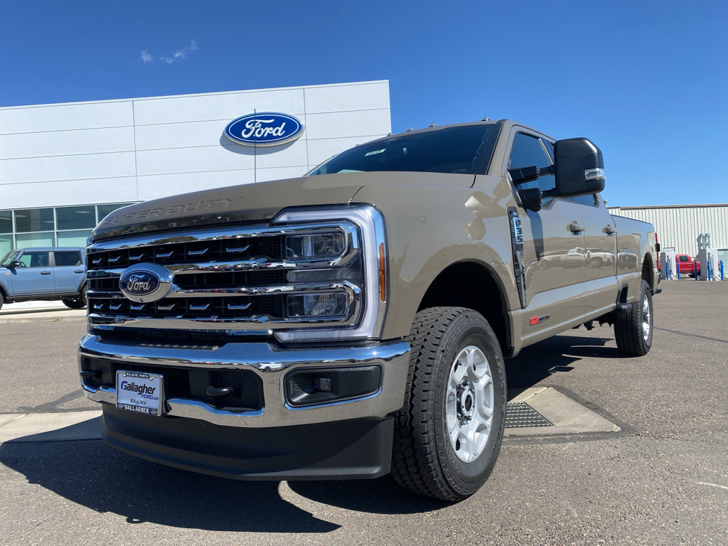 New 2026 Ford F350 4x4 Crew Cab Super Duty image 1