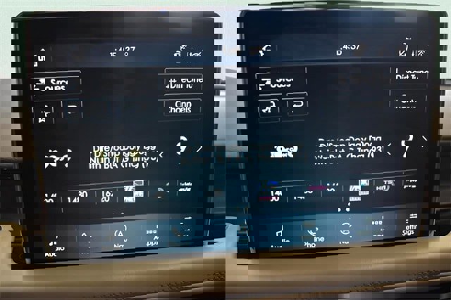 Used 2021 Lincoln Aviator Reserve w/ Equipment Group 202A image 27