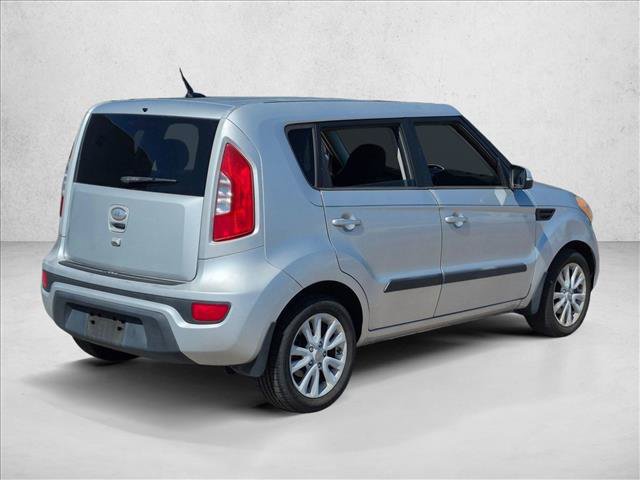 Used 2013 Kia Soul + w/ Audio Pkg FWD image 5