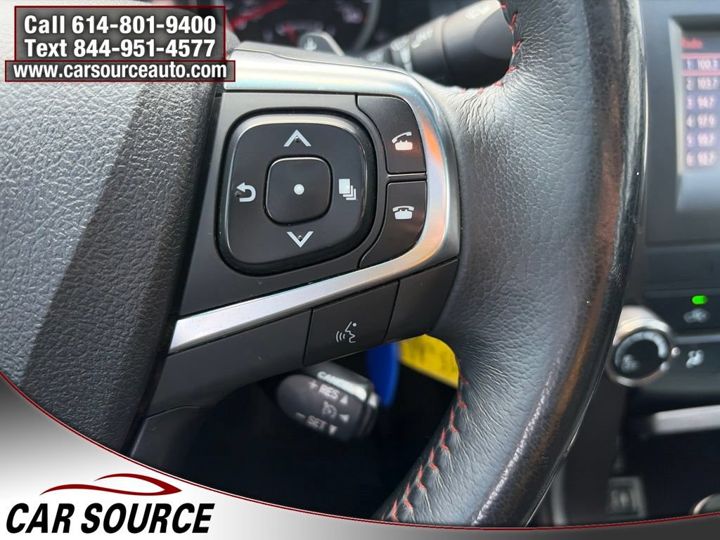 Used 2016 Toyota Camry SE w/ Moonroof Package FWD image 12
