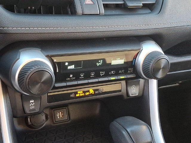 Used 2024 Toyota RAV4 LE FWD image 15