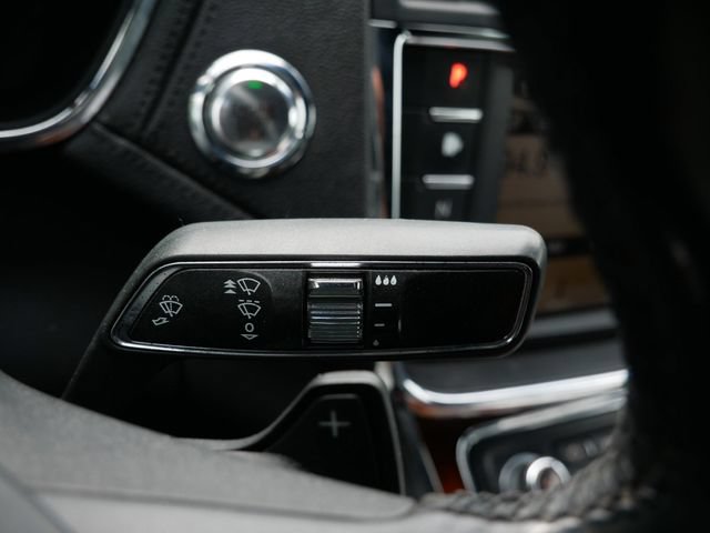 Used 2017 Lincoln Continental Select FWD image 27