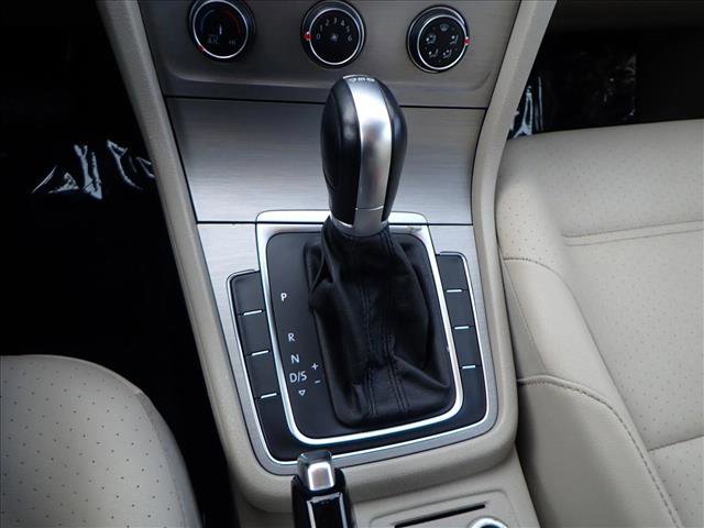 Used 2015 Volkswagen Golf TDI SEL image 20