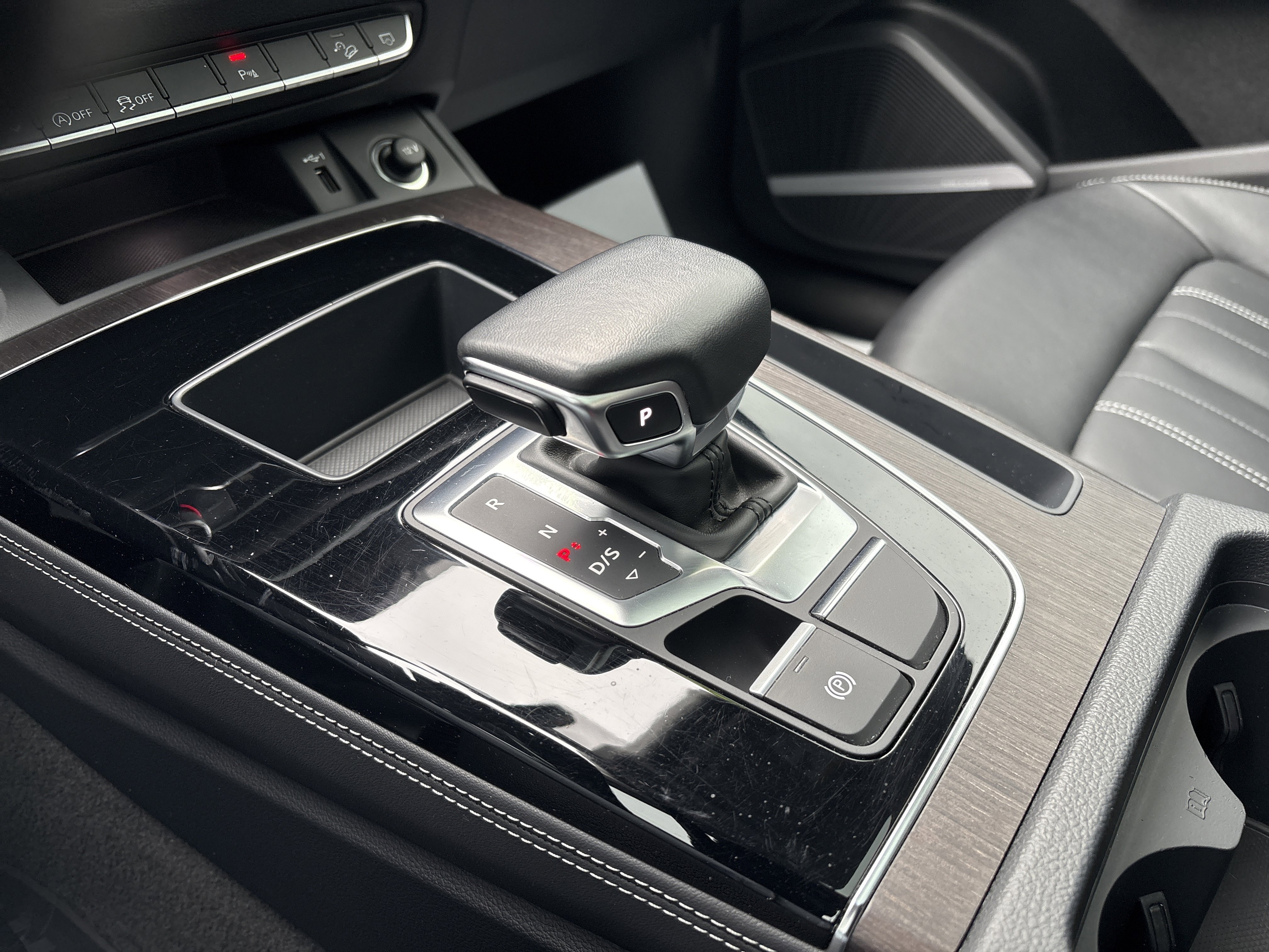 Used 2023 Audi Q5 2.0T Premium Plus w/ Premium Plus Package image 29