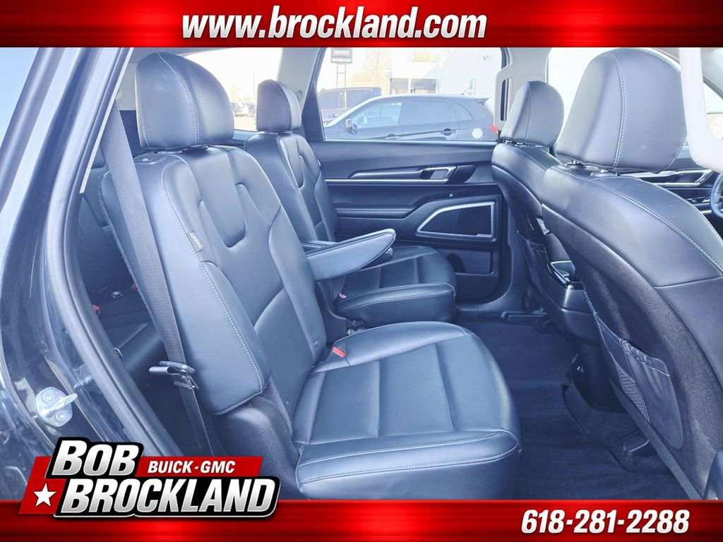 Used 2025 Kia Telluride S image 17