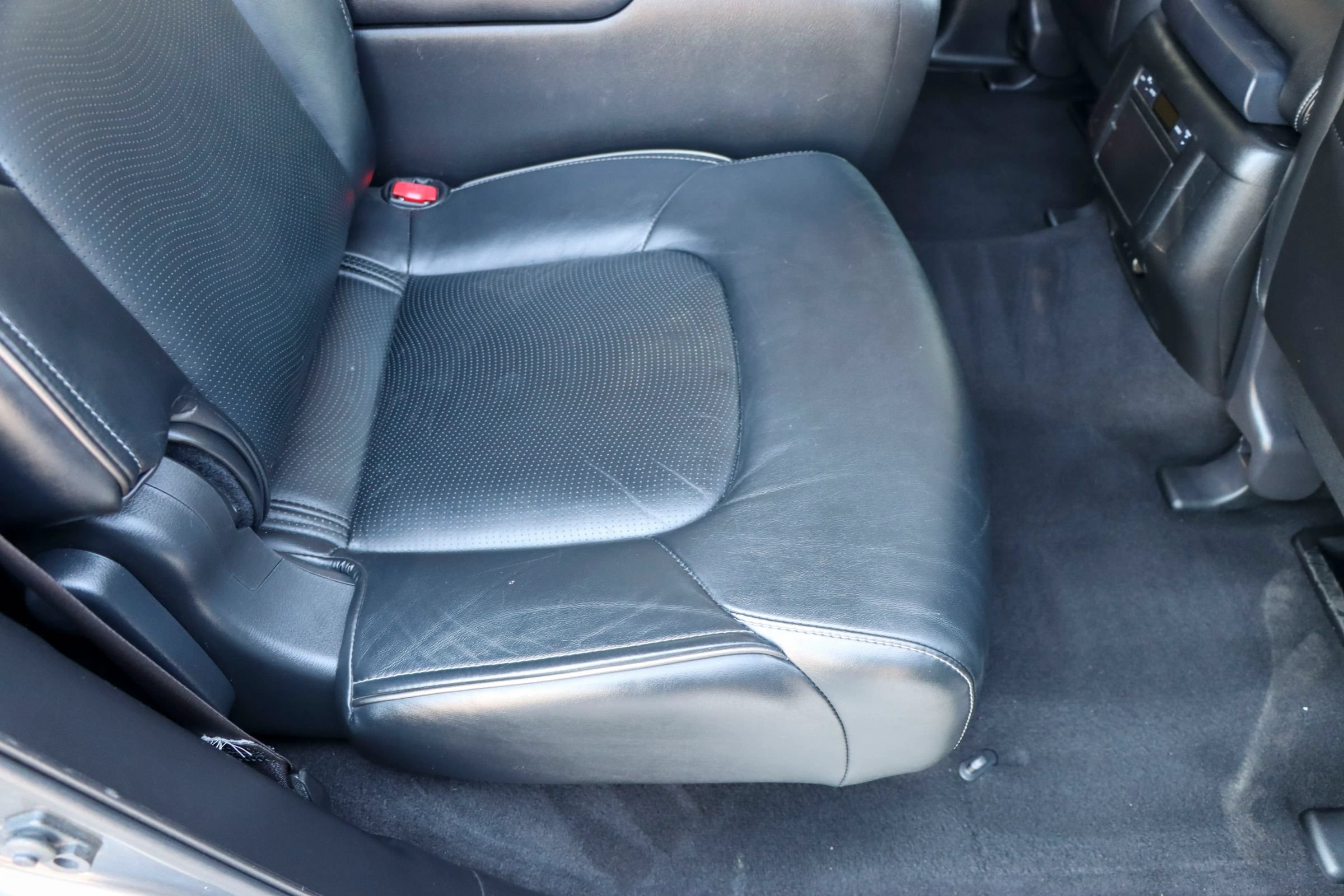 Used 2017 INFINITI QX80 4WD image 24