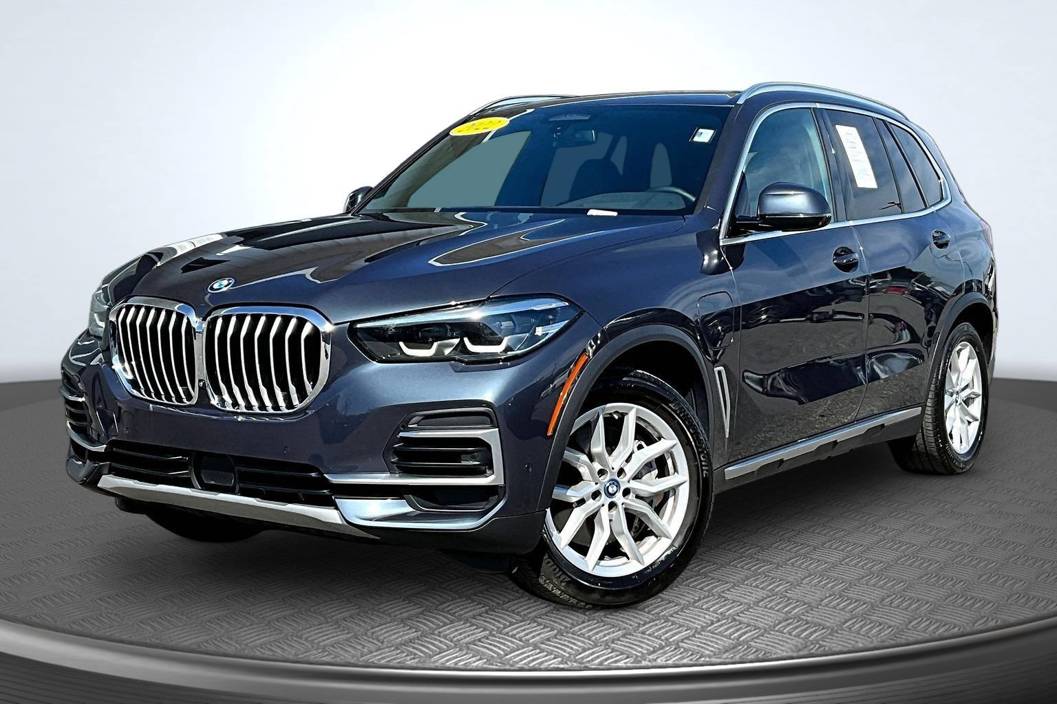 Used 2022 BMW X5 xDrive45e