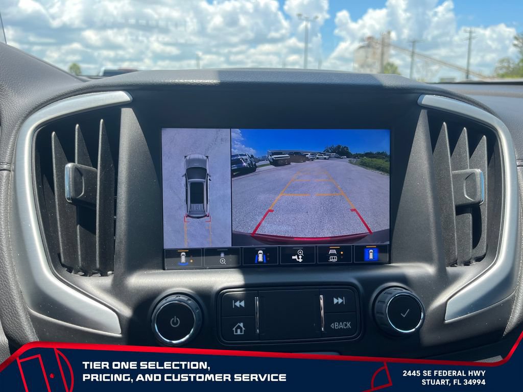 Used 2024 GMC Terrain SLT w/ Tech Package FWD image 24