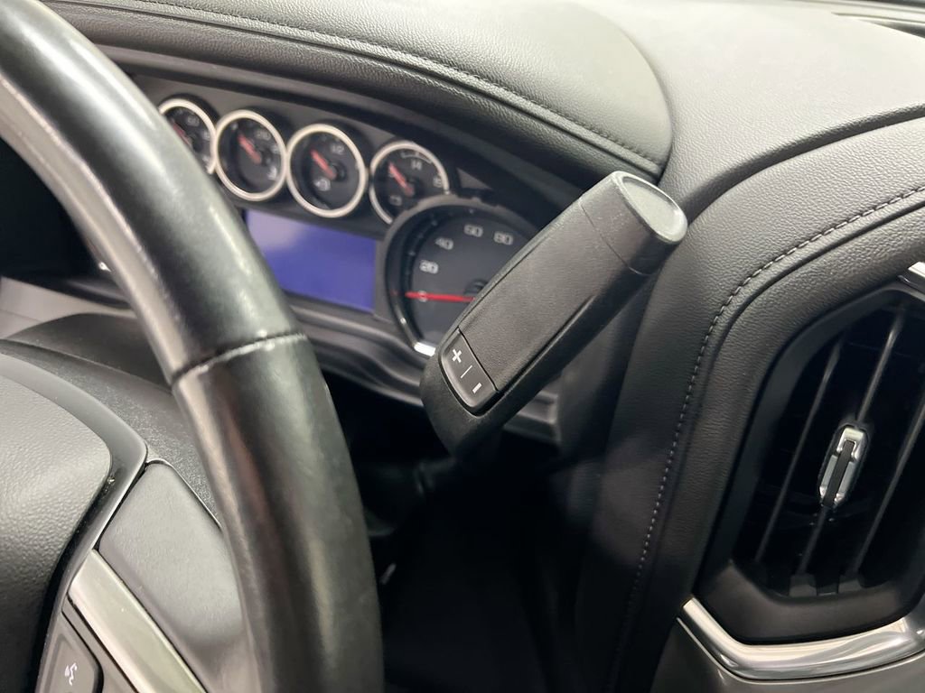 Used 2022 Chevrolet Silverado 3500 LTZ w/ Gooseneck/5TH Wheel Package image 17