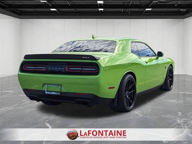 Used 2015 Dodge Challenger SRT Hellcat RWD image 5
