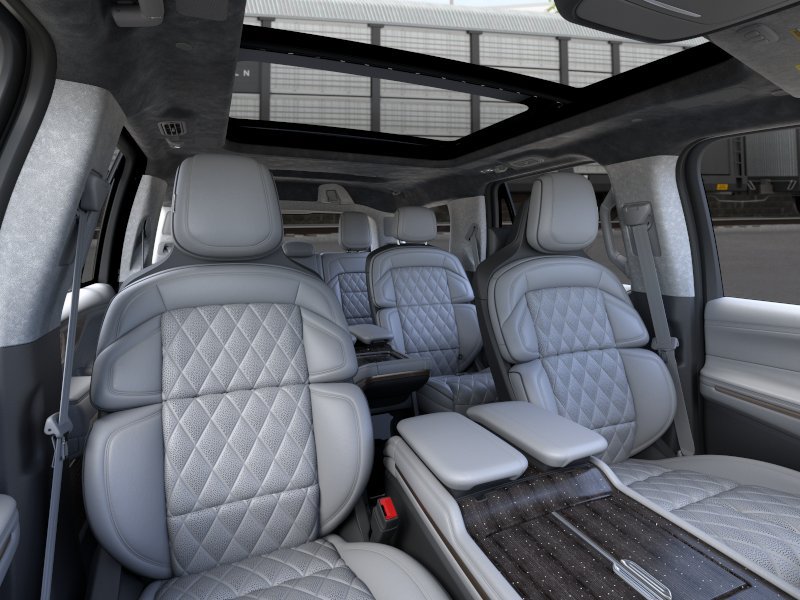 New 2026 Lincoln Navigator Black Label AWD/4WD image 57