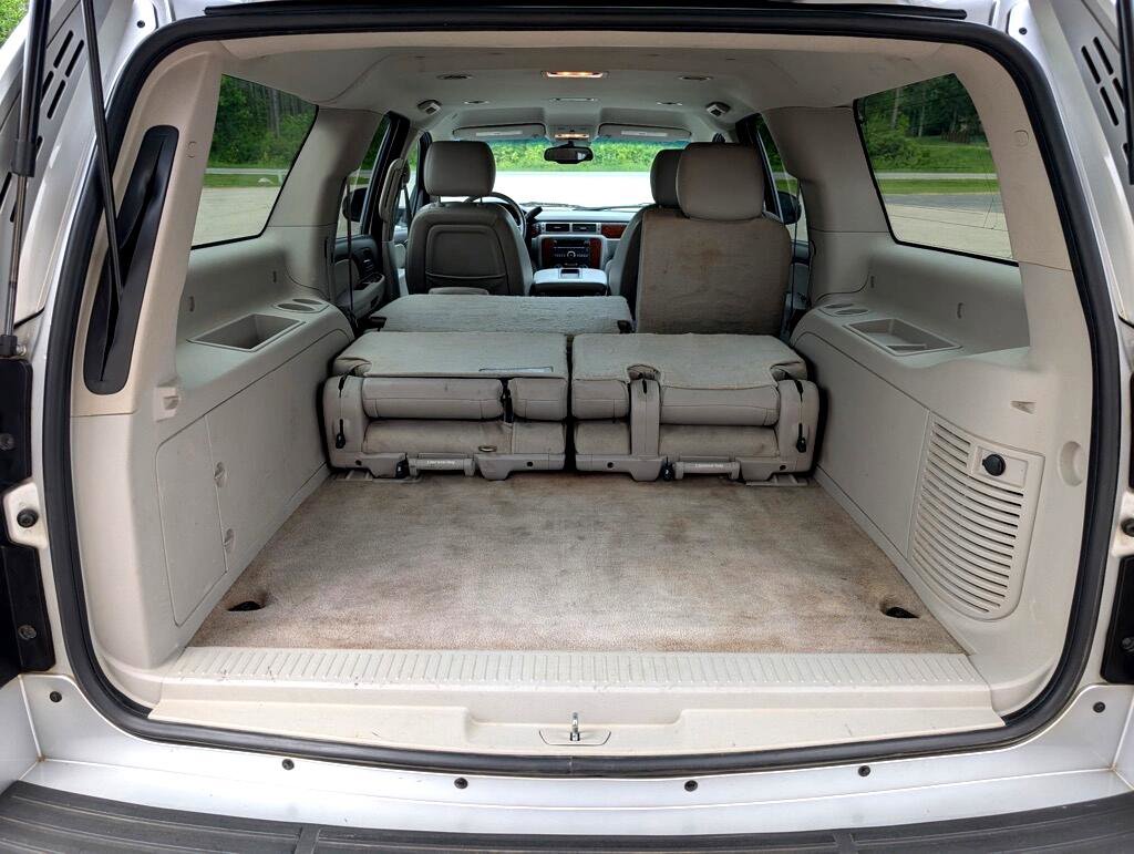 Used 2012 Chevrolet Suburban LT w/ Luxury Package image 19