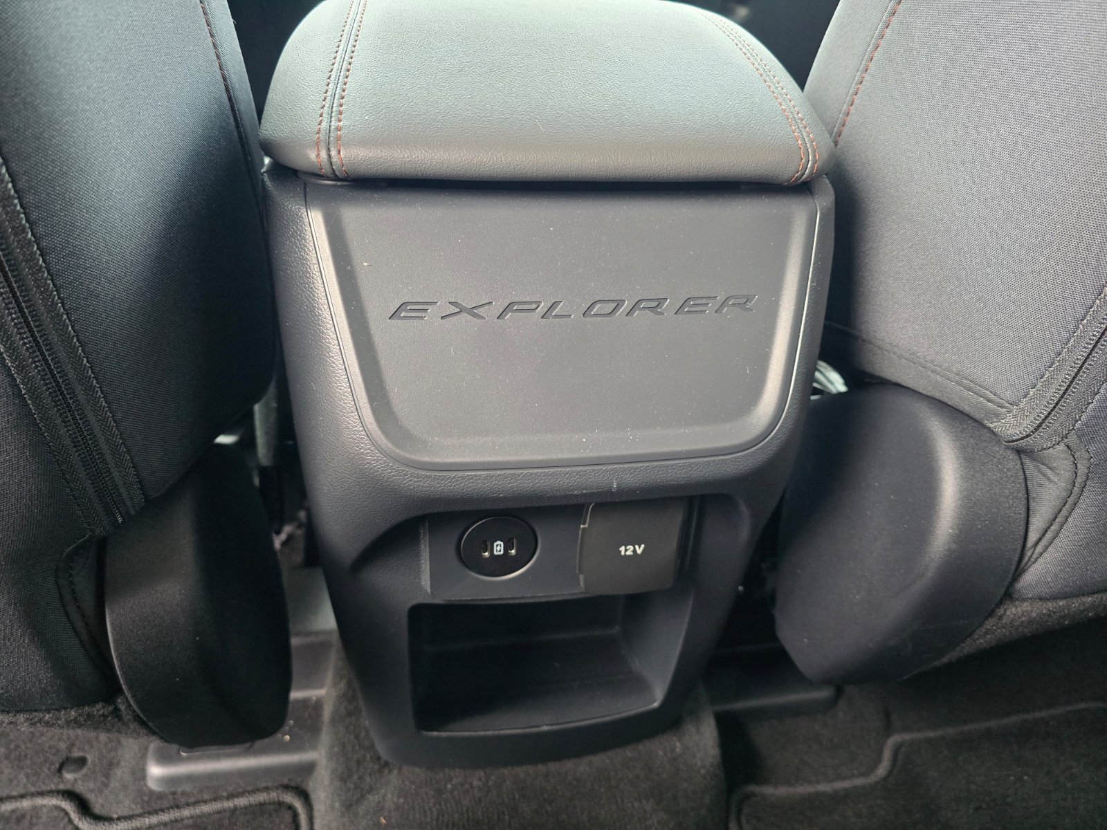 Used 2026 Ford Explorer Active RWD image 25