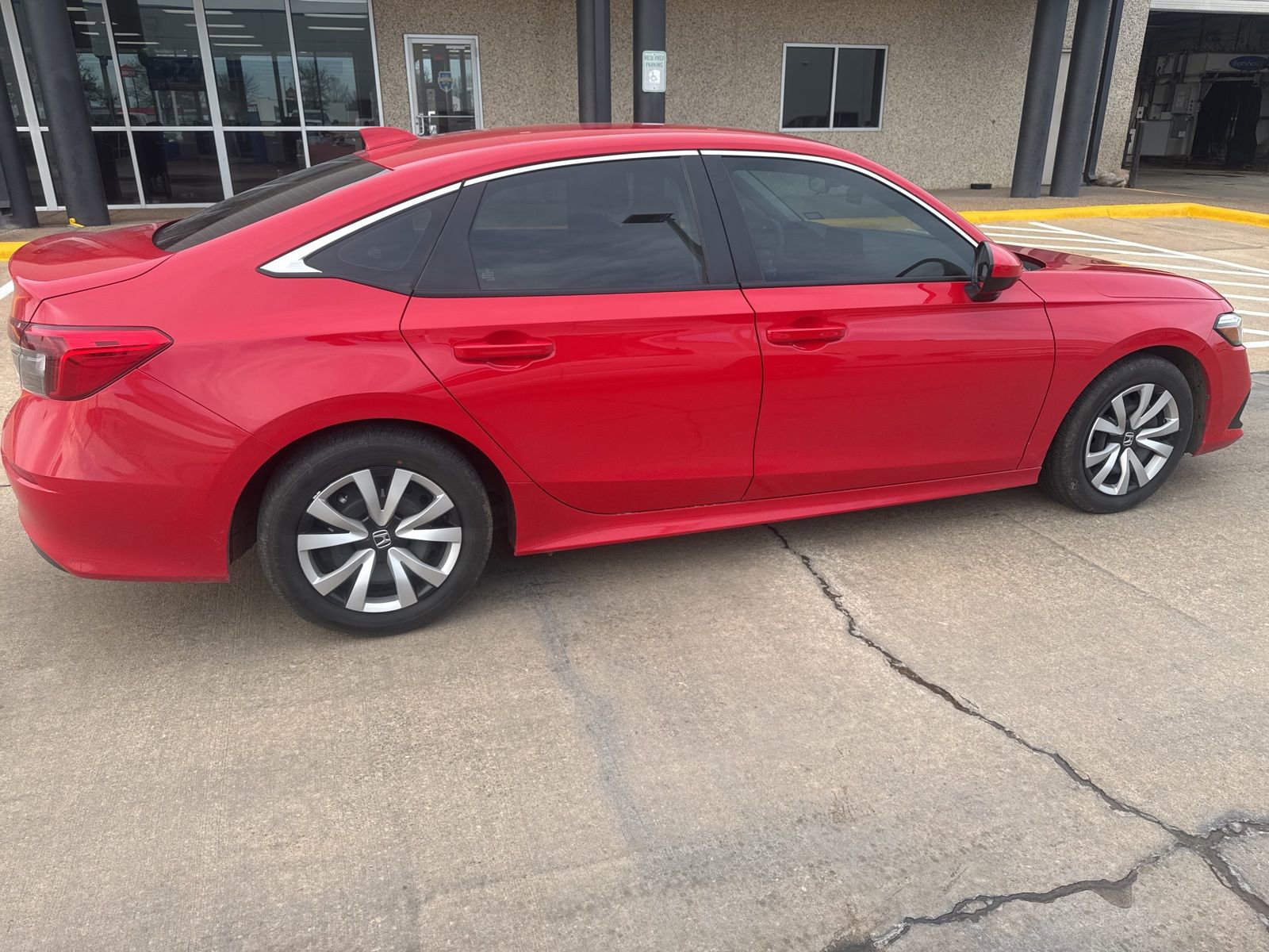 Used 2024 Honda Civic LX image 3