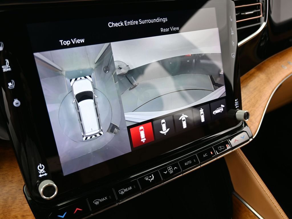 Used 2022 Jeep Grand Wagoneer Series III w/ Rear Seat Video Group 1 image 29