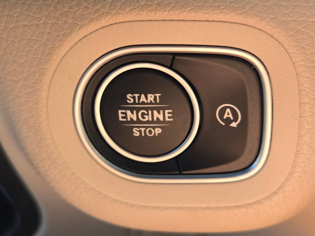 Used 2020 Mercedes-Benz GLE 350 4MATIC image 36